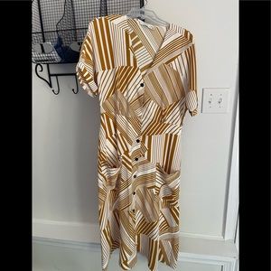 Lush midi yellow dress